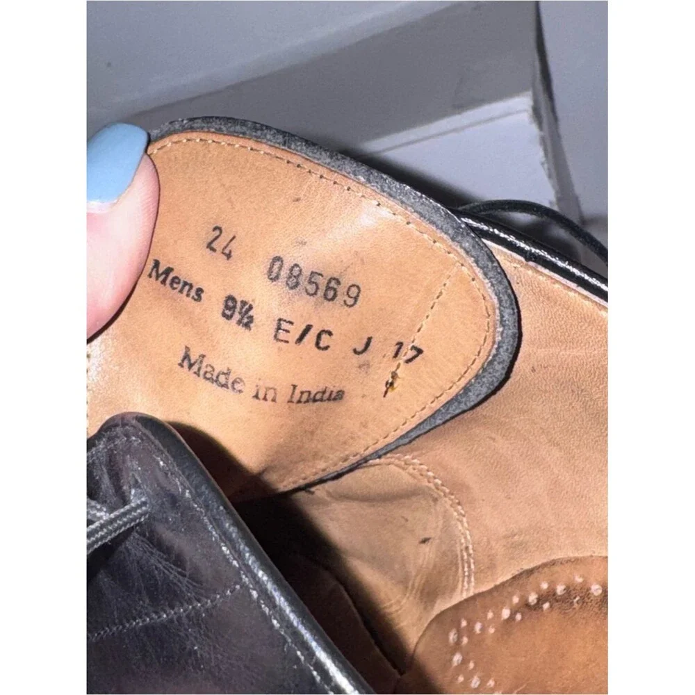 Johnston & Murphy size 9 1/2 Black Leather Melton Cap-Toe Oxford Dress Shoes